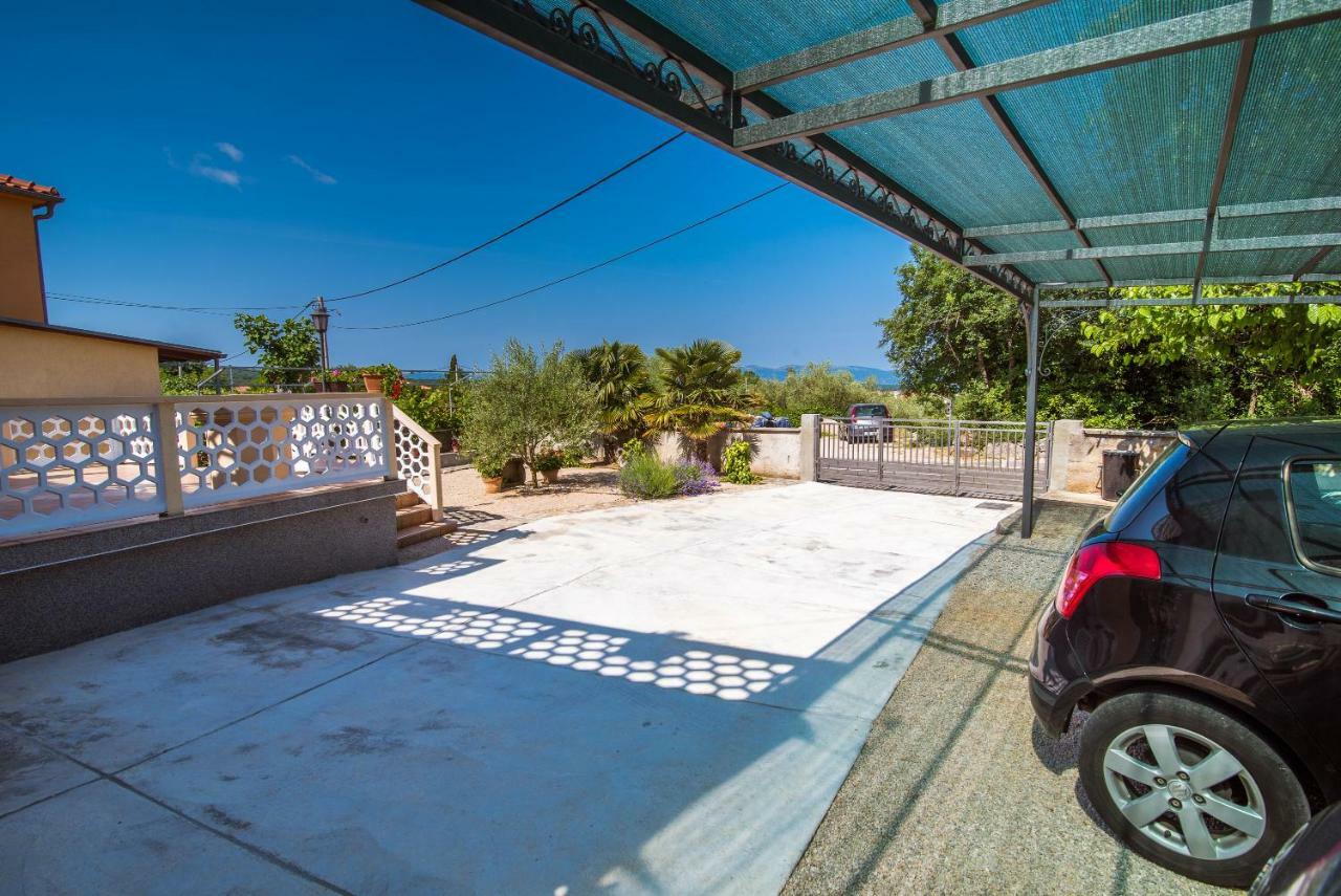 Apartmani Marija มาลินสกา ภายนอก รูปภาพ