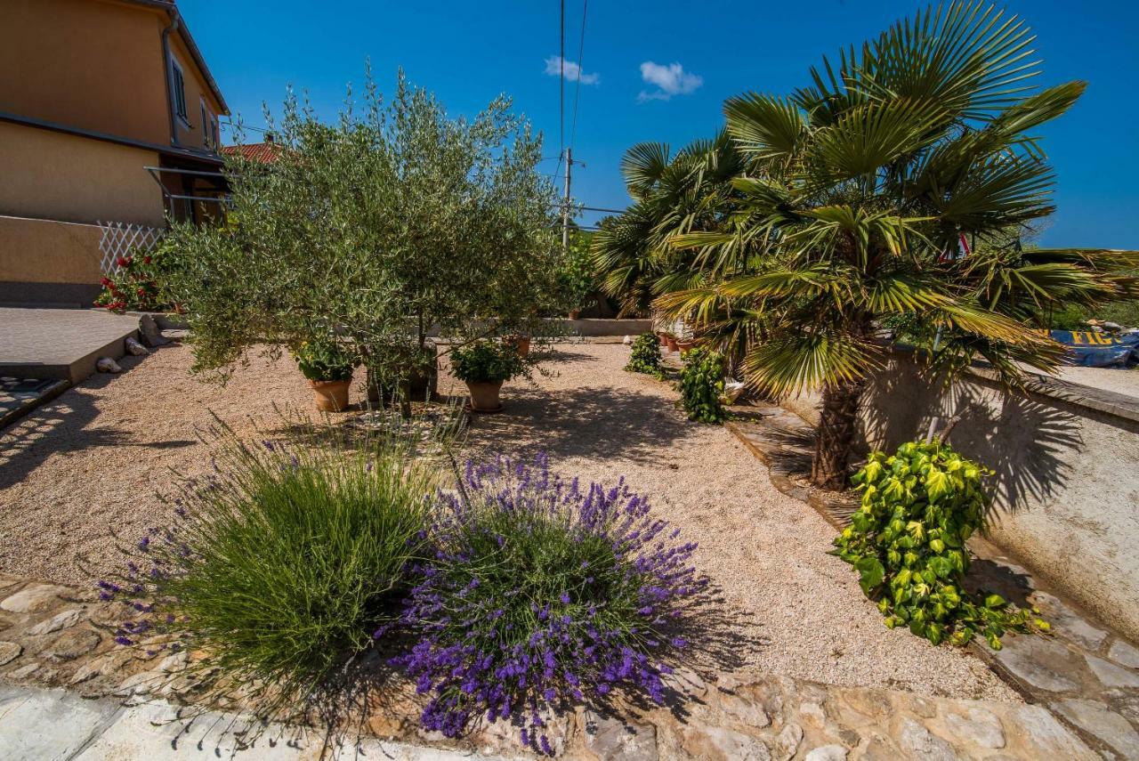 Apartmani Marija มาลินสกา ภายนอก รูปภาพ