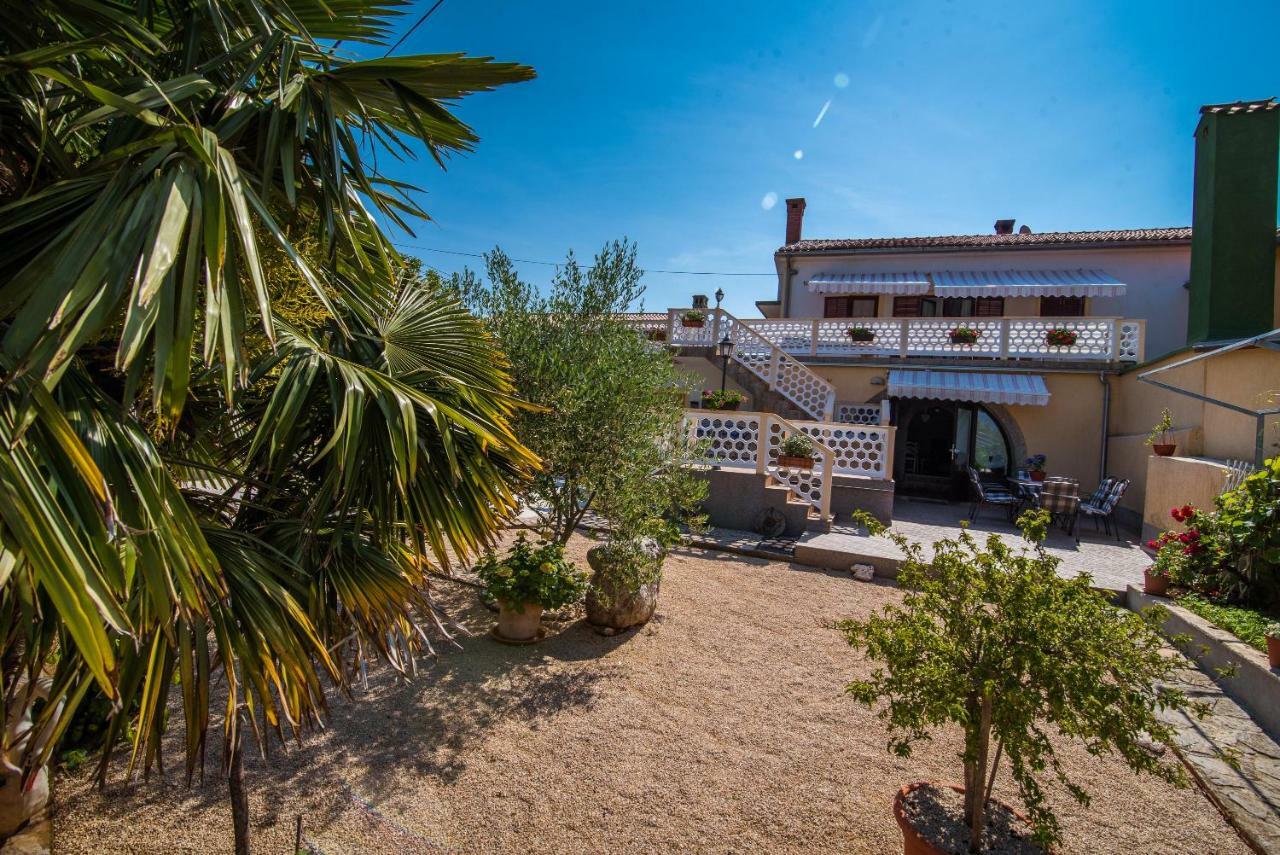 Apartmani Marija มาลินสกา ภายนอก รูปภาพ