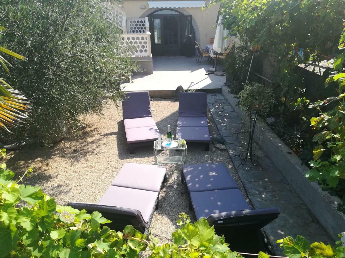 Apartmani Marija มาลินสกา ภายนอก รูปภาพ